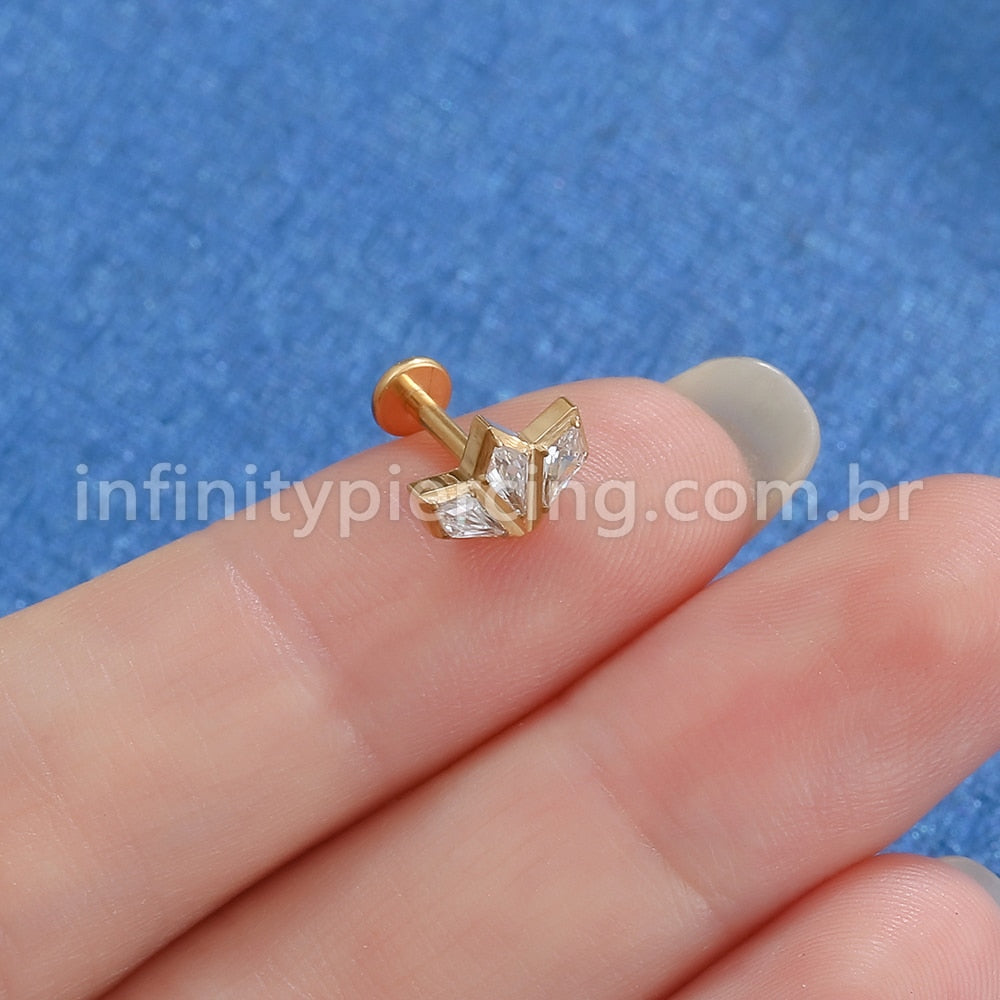 Piercing Labret Titânio Rosca Interna Losango 3 Pedras Zircônia