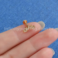 Piercing Labret Titânio Rosca Interna Cluster 5 Folhas