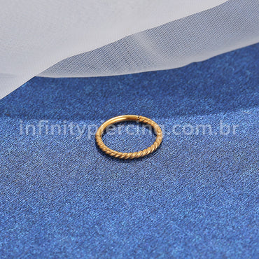 Piercing Argola Aço Cirúrgico Segmento Articulado Detalhe Torcido