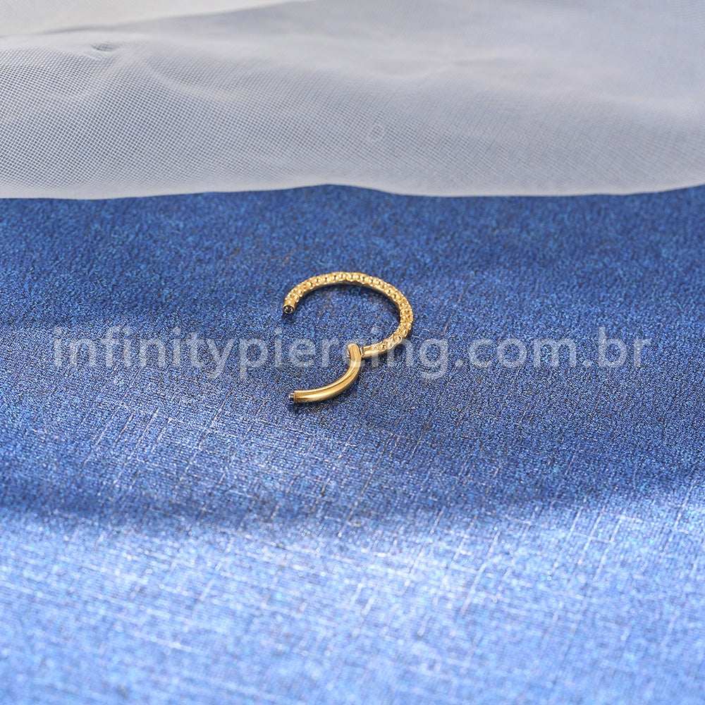 Piercing Argola Titânio Detalhe Lateral