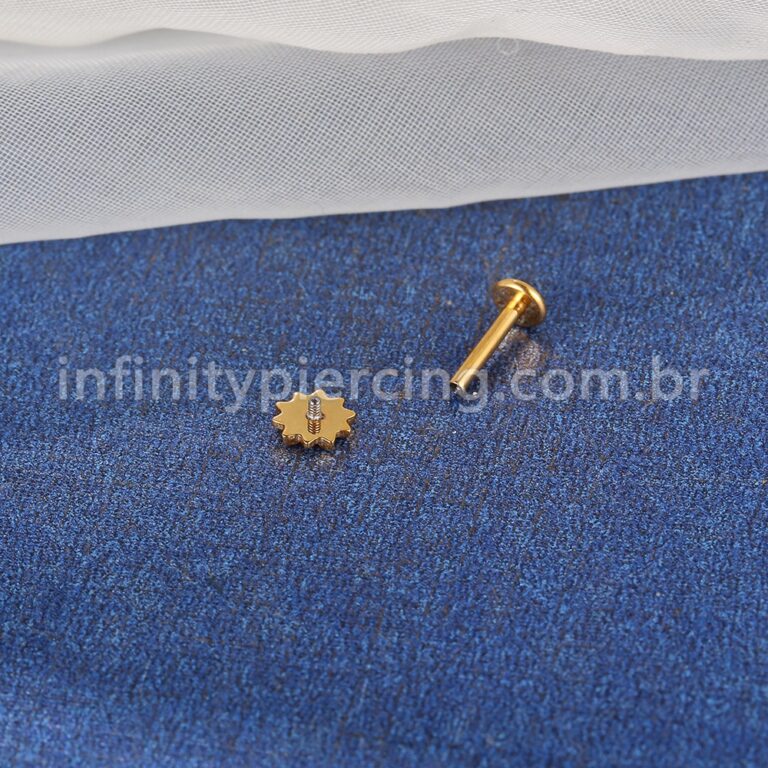 Piercing Labret Titânio Flor Girassol
