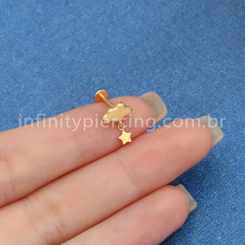 Piercing Labret Titânio Nuvem Com Pingente Estrela