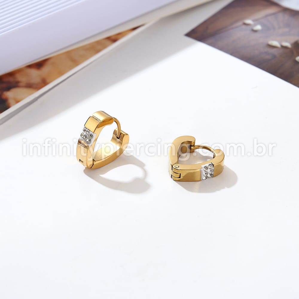 Argola V Aço Inoxidável Detalhes Strass