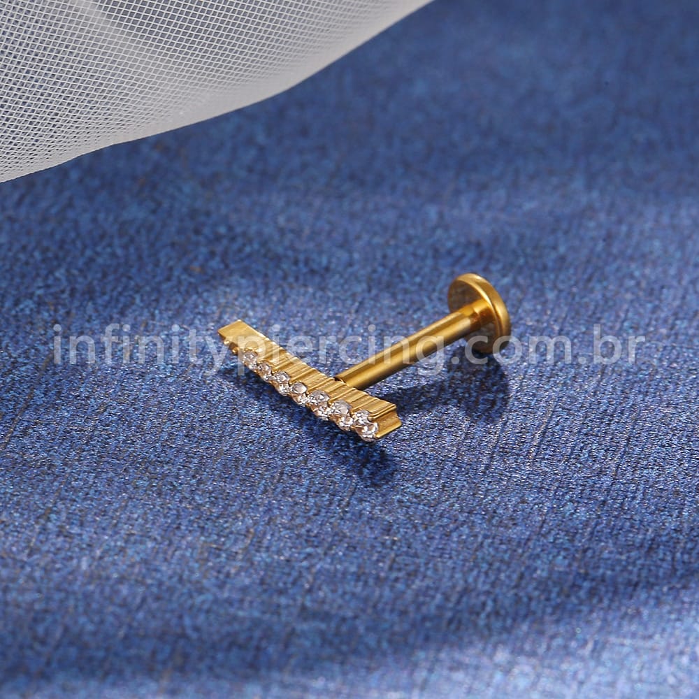 Piercing Labret Titânio Cluster 7 Mini Zircônias Cravejada