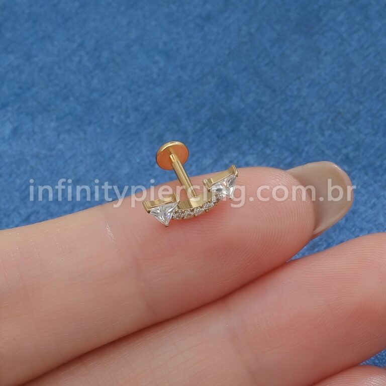 Piercing Labret Titânio Curvo Seta Zircônia Cravejada