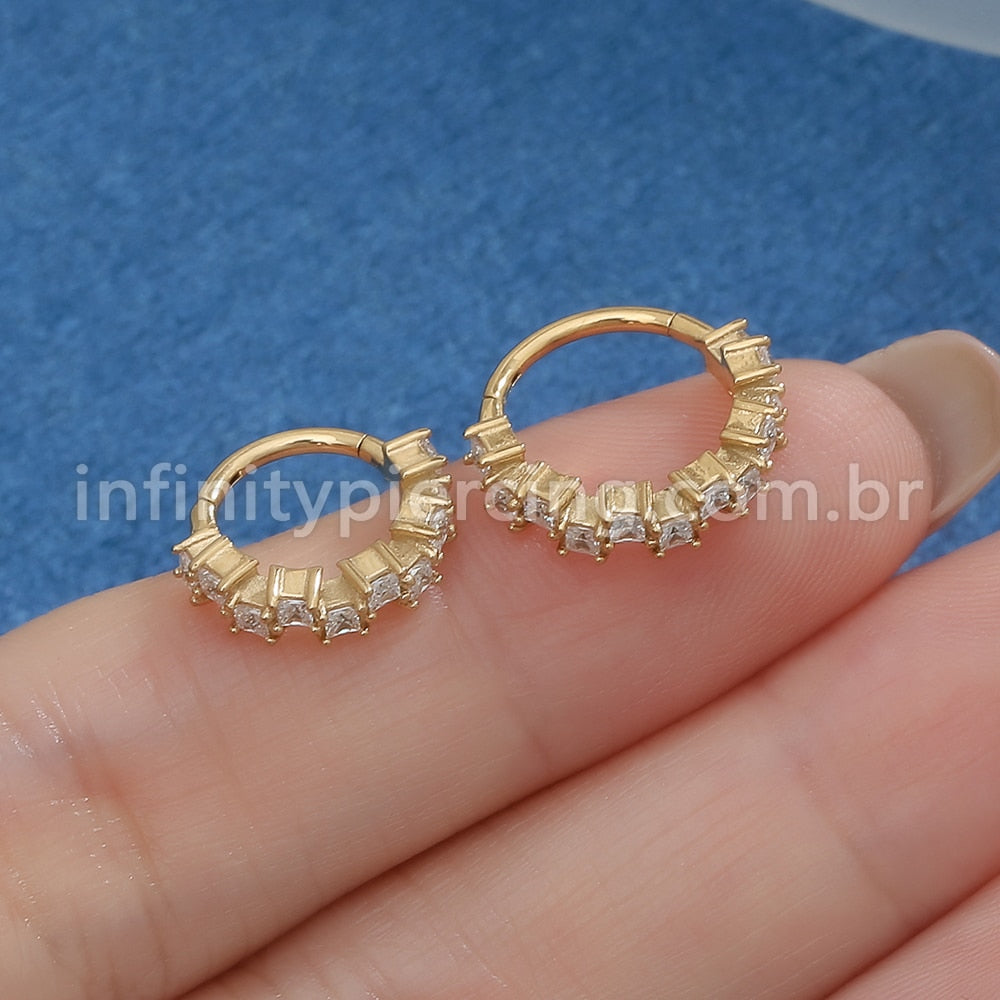 Piercing Argola Aço Cirúrgico Segmento Articulado Quadrado Zircônias Cravejadas