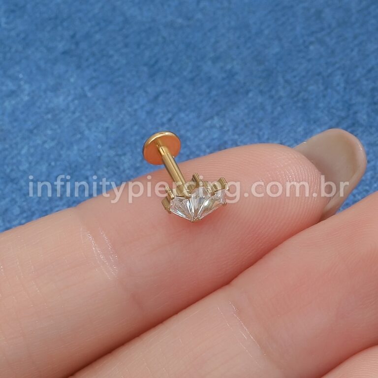 Piercing Labret Titânio Losangos 3 Pedras Zircônia