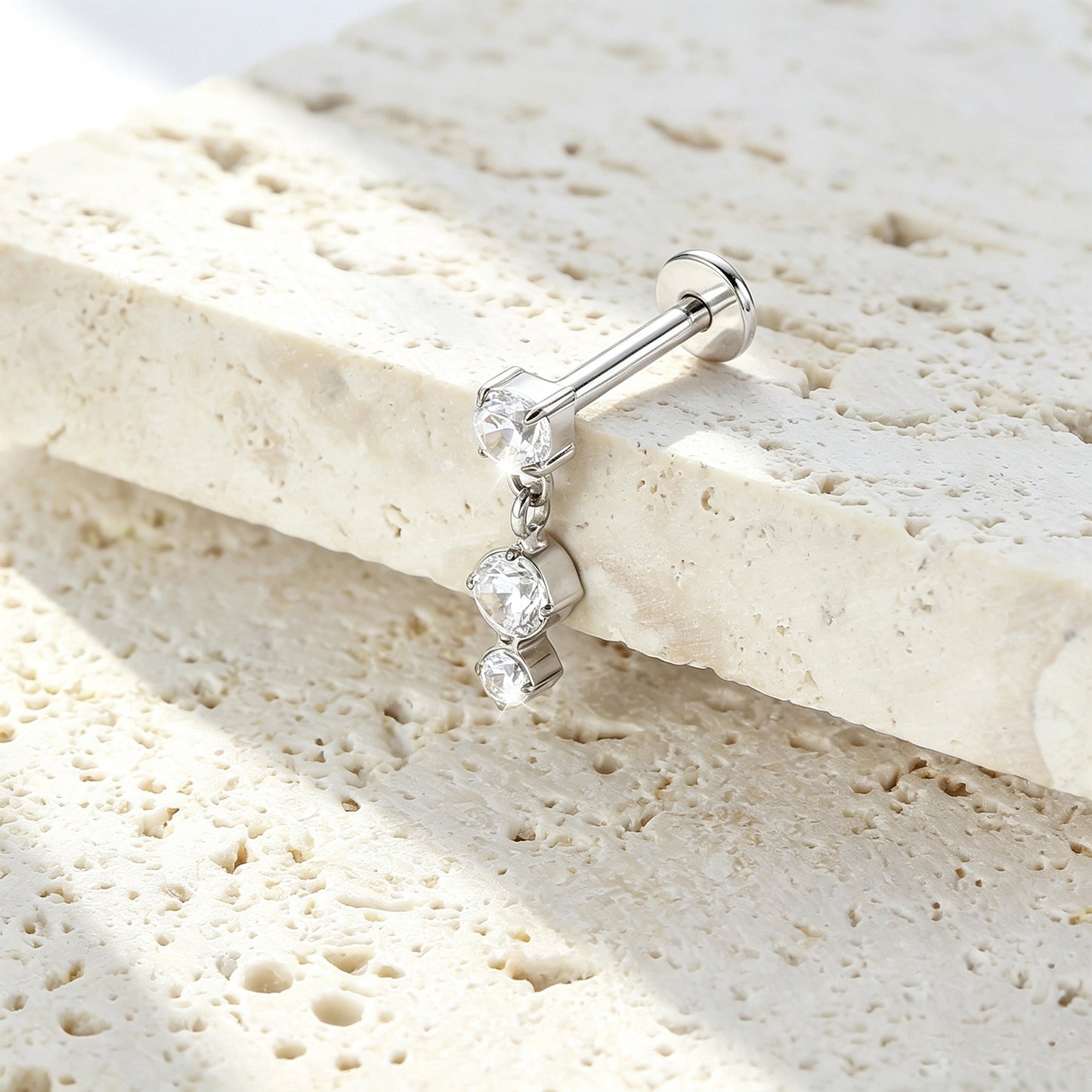 Piercing Labret Titânio G23 Premium com Design Minimalista e Sofisticado