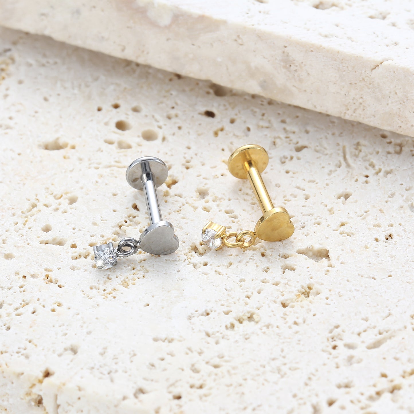 Piercing Labret Titânio G23 com Design Elegante e Personalidade Única