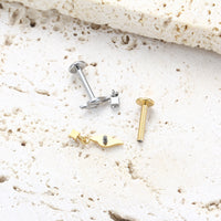 Piercing Labial em Titânio G23 com Design de Raio Suave