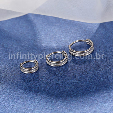 Piercing Argola Titânio Segmento Articulado Lisa/Zircônia Cravejada
