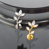 Piercing Labret em Titânio G23 com Design de Flor de Ameixeira em Ramos – Joia Elegante e Feminina