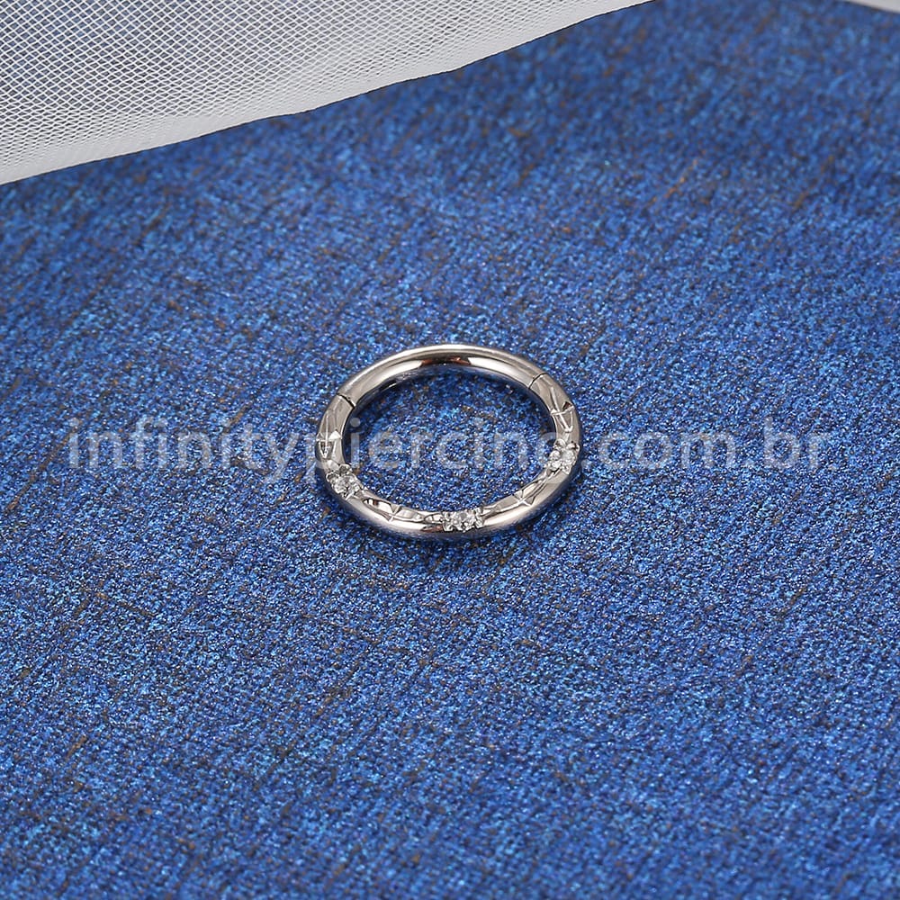 Piercing Argola Frontal Titânio Detalhes Com Zircônia