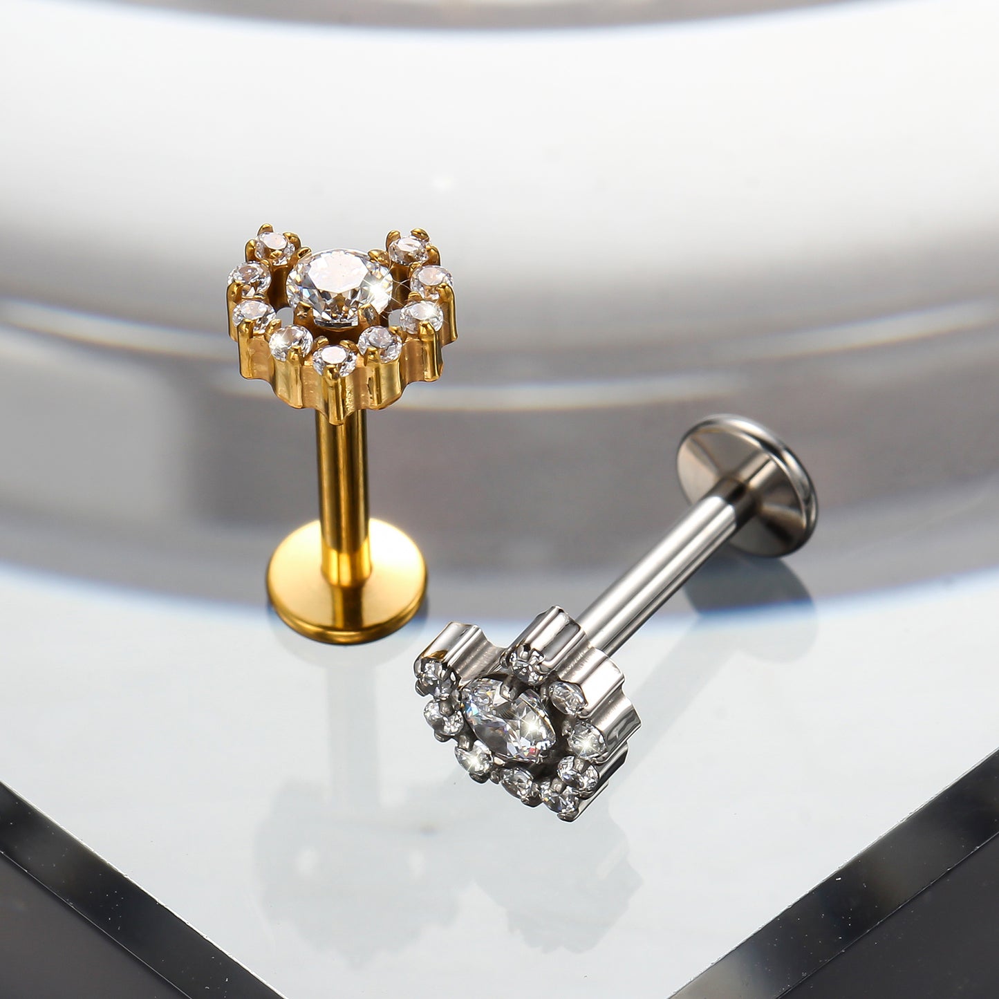 Piercing Labret Titânio G23 Premium com Design Minimalista e Sofisticado
