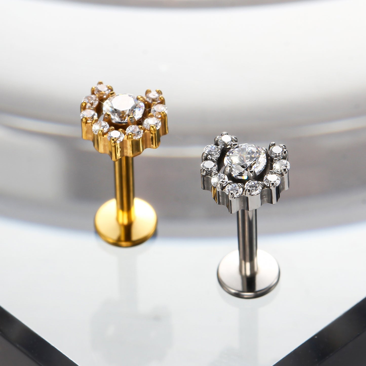 Piercing Labret Titânio G23 Premium com Design Minimalista e Sofisticado
