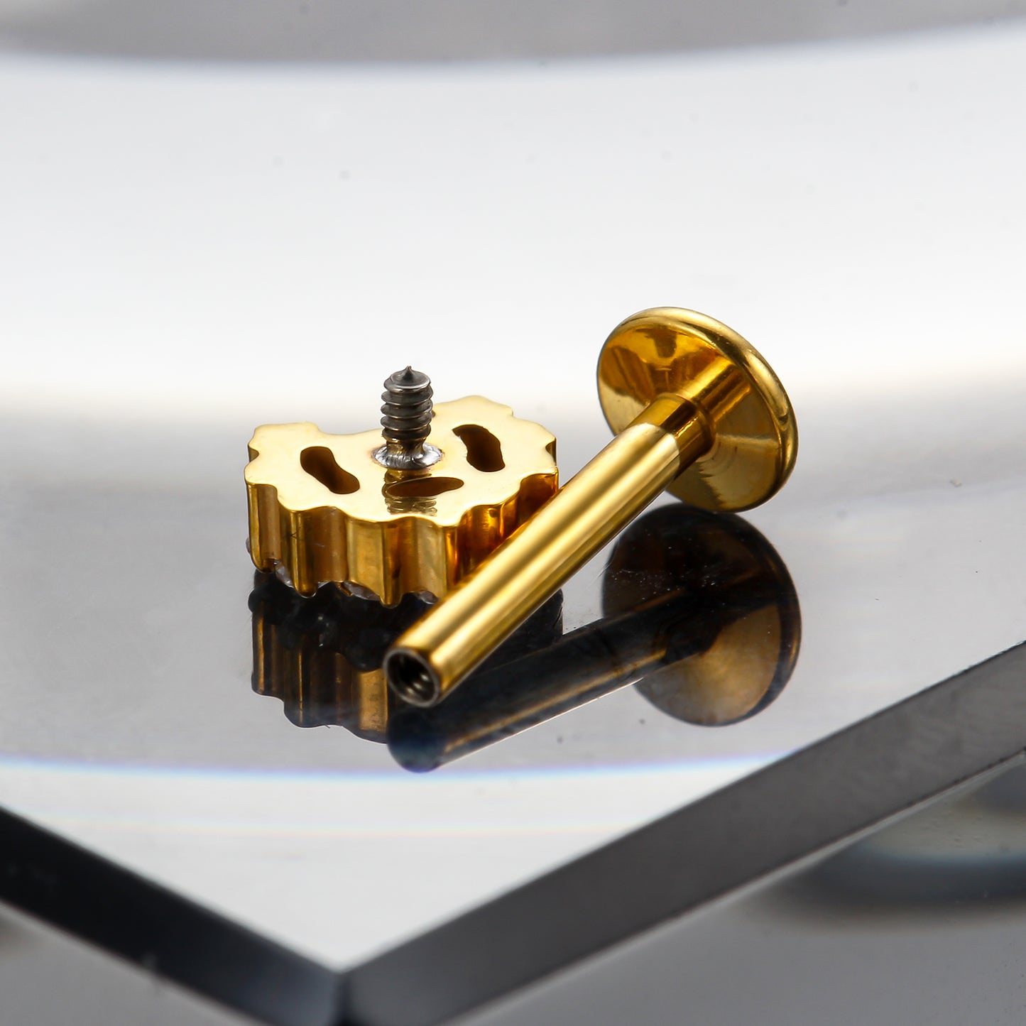 Piercing Labret Titânio G23 Premium com Design Minimalista e Sofisticado