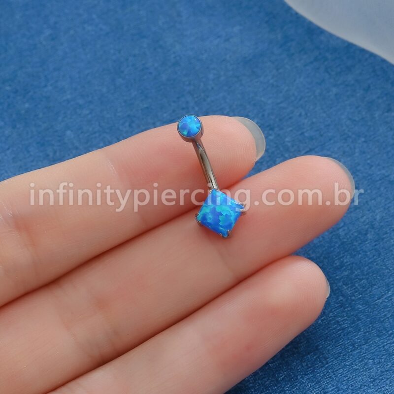Piercing Banana Titânio Opala Quadrada