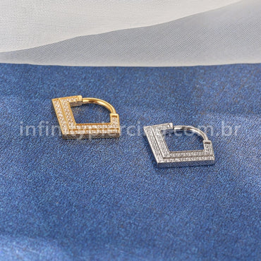 Piercing Argola Titânio Detalhe V Zircônia Cravejada