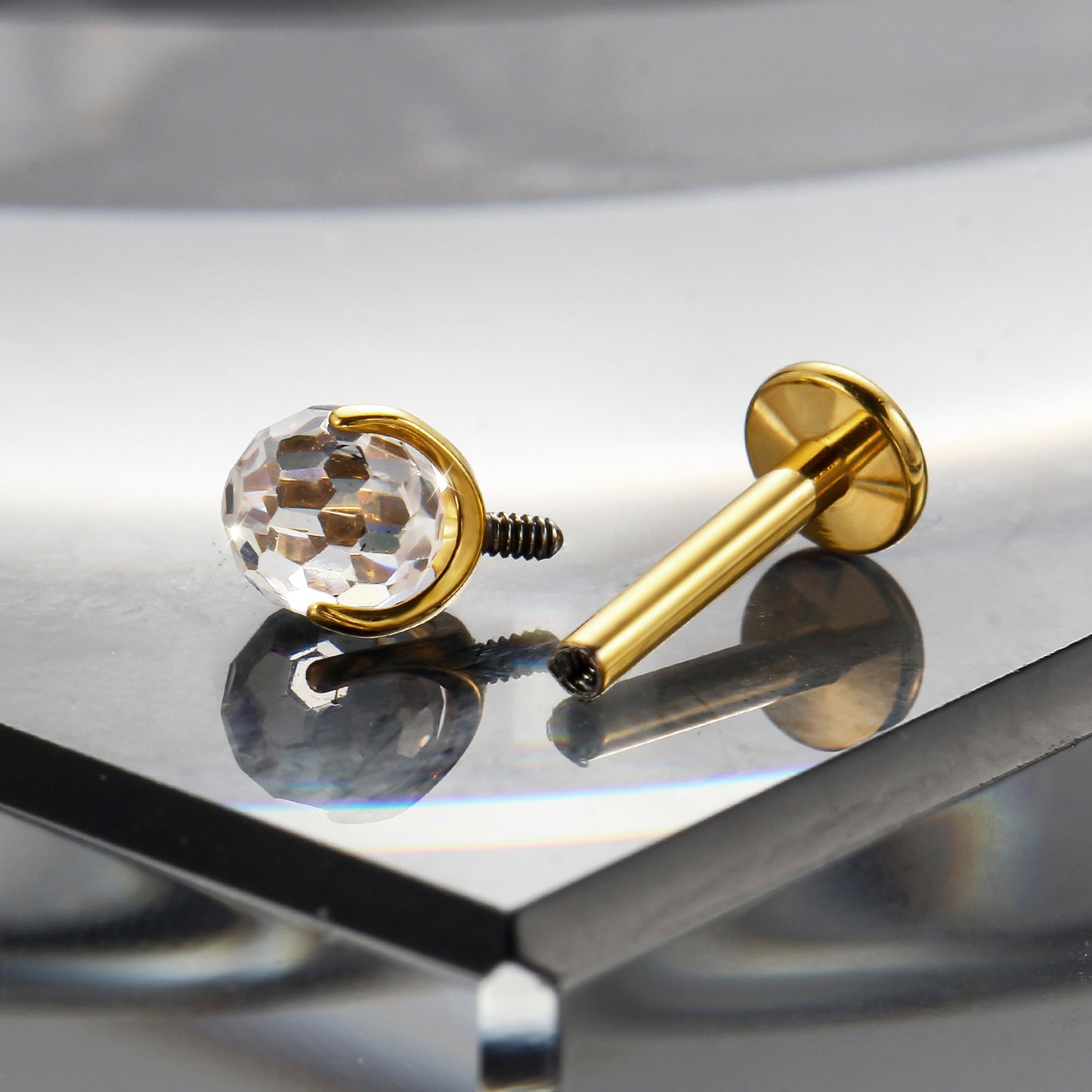 Piercing Labret com Zircônia Corte Diamante e Brilho Premium