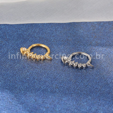 Piercing Argola Titânio Segmento Articulado Peixe Zircônias Cravejadas