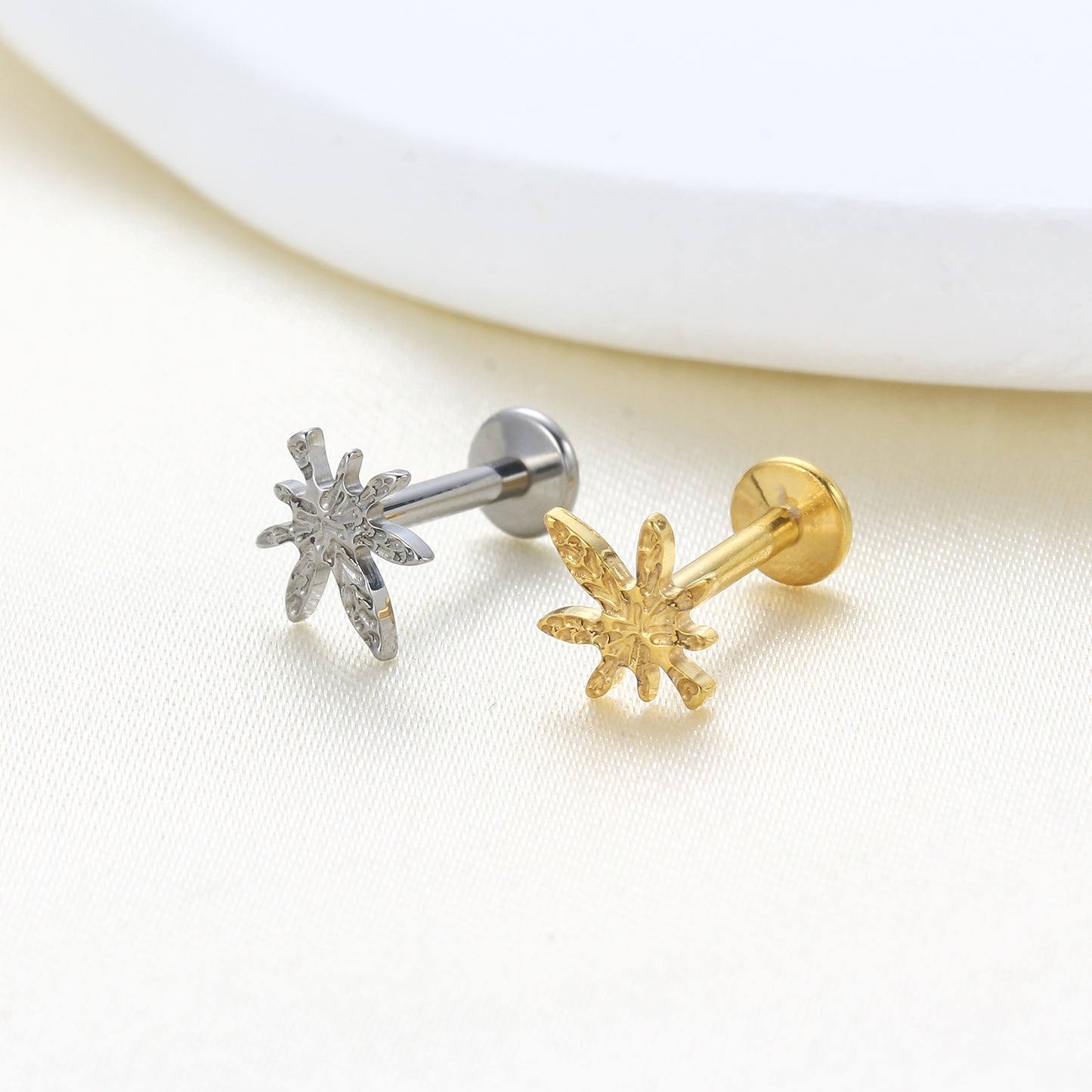 Piercing Labret Titânio G23 Joia Minimalista com Estilo Contemporâneo