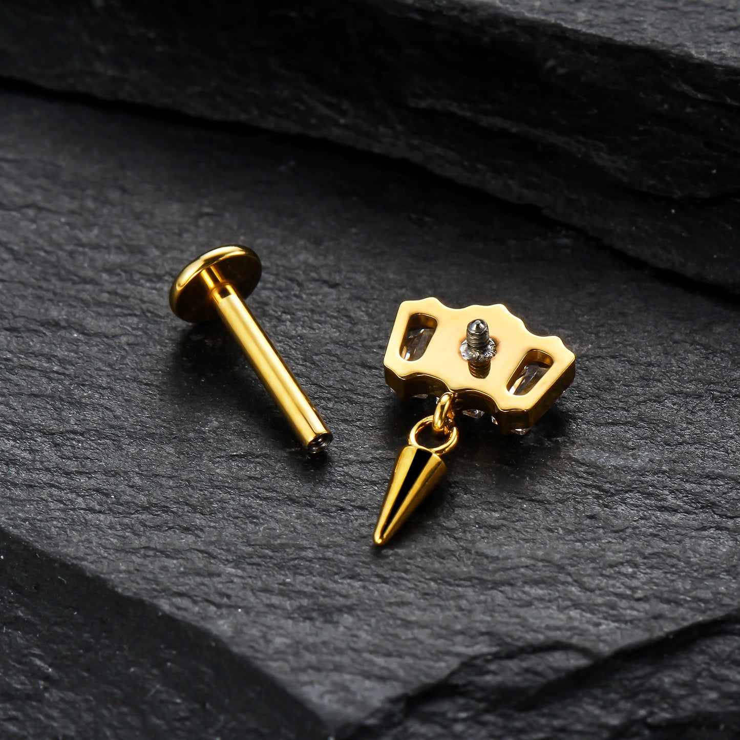 Piercing Labret em Titânio G23 com Zircônia e Corrente Pendente de Brilho Diamante – Design Elegante e Moderno