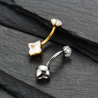 Piercing de Umbigo com Elegância Tropical e Brilho Delicado