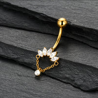 Piercing de Umbigo em Titânio G23 com Corrente Pendente e Zircônia de Alto Brilho – Design Elegante com Movimento Sofisticado