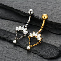 Piercing de Umbigo em Titânio G23 com Corrente Pendente e Zircônia de Alto Brilho – Design Elegante com Movimento Sofisticado