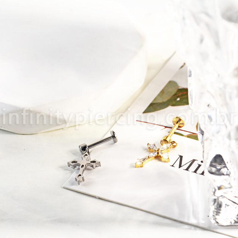 Piercing Labret Titânio Com Pingente Cruz