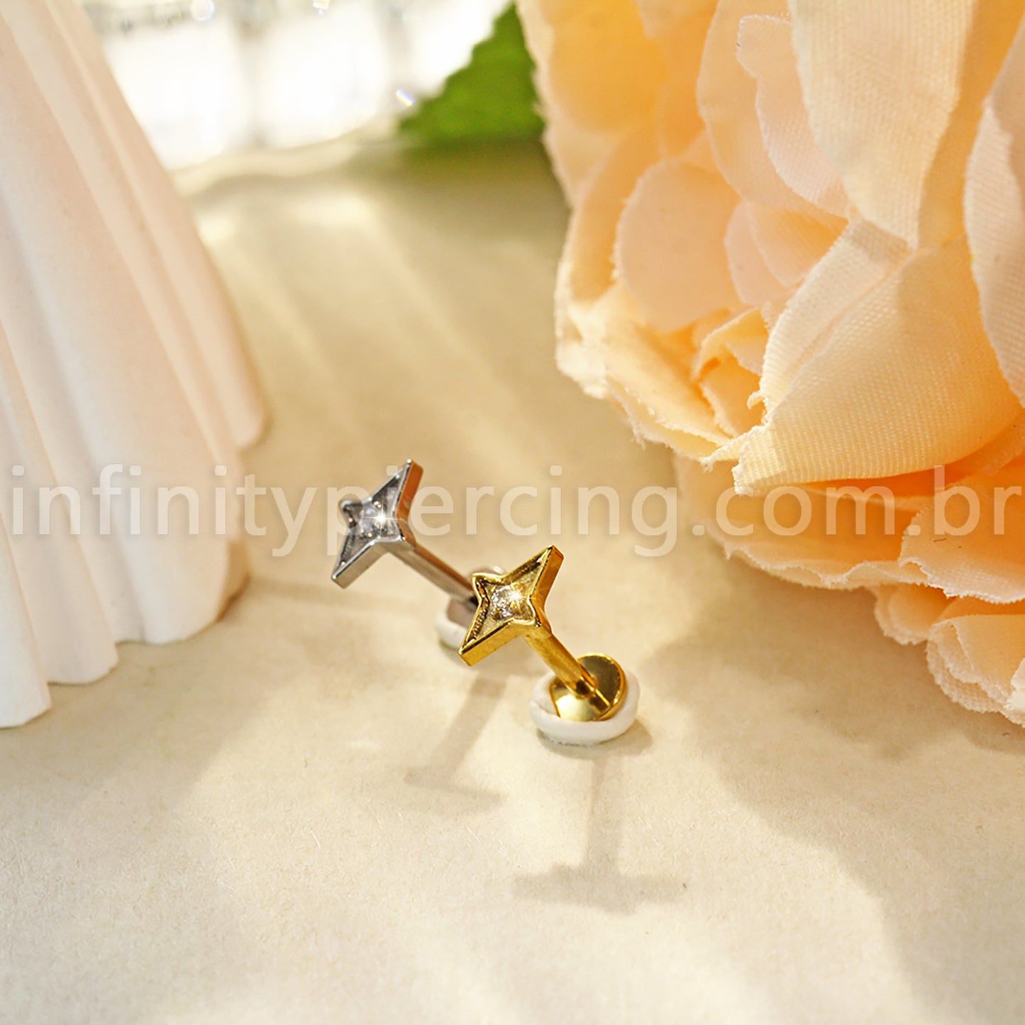 Piercing Labret Titânio Estrela Com Zircônia Cravejada