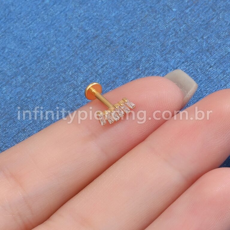 Piercing Labret Titânio 5 Zircônias Retangular