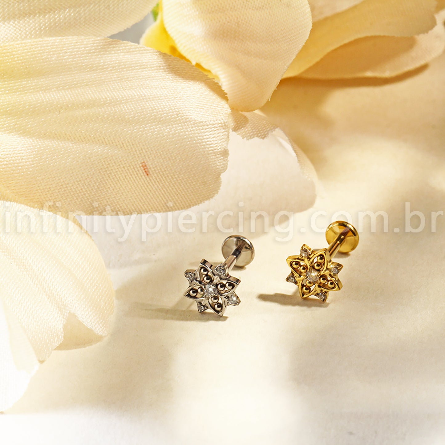 Piercing Labret Titânio Estrela Com Zircônia Cravejada