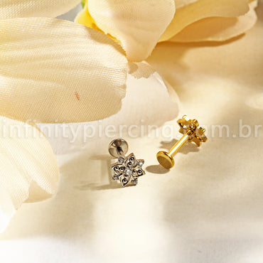 Piercing Labret Titânio Estrela Com Zircônia Cravejada