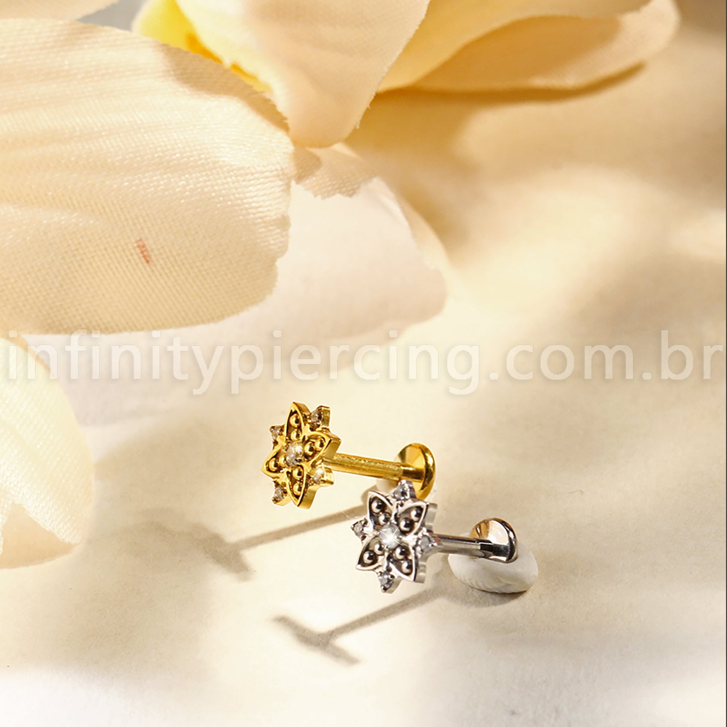 Piercing Labret Titânio Estrela Com Zircônia Cravejada