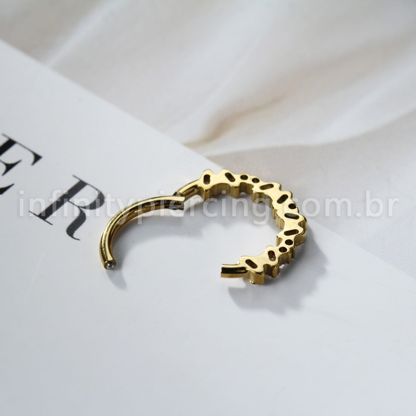 Piercing Argola Titânio Zircônia Cravejada