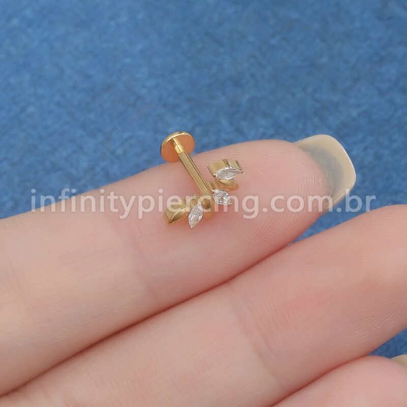 Piercing Labret Titânio Folhas 3 Zircônias Cravejada