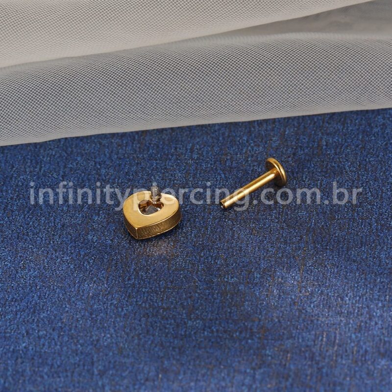 Piercing Labret Titânio Coração Zircônia Cravejada