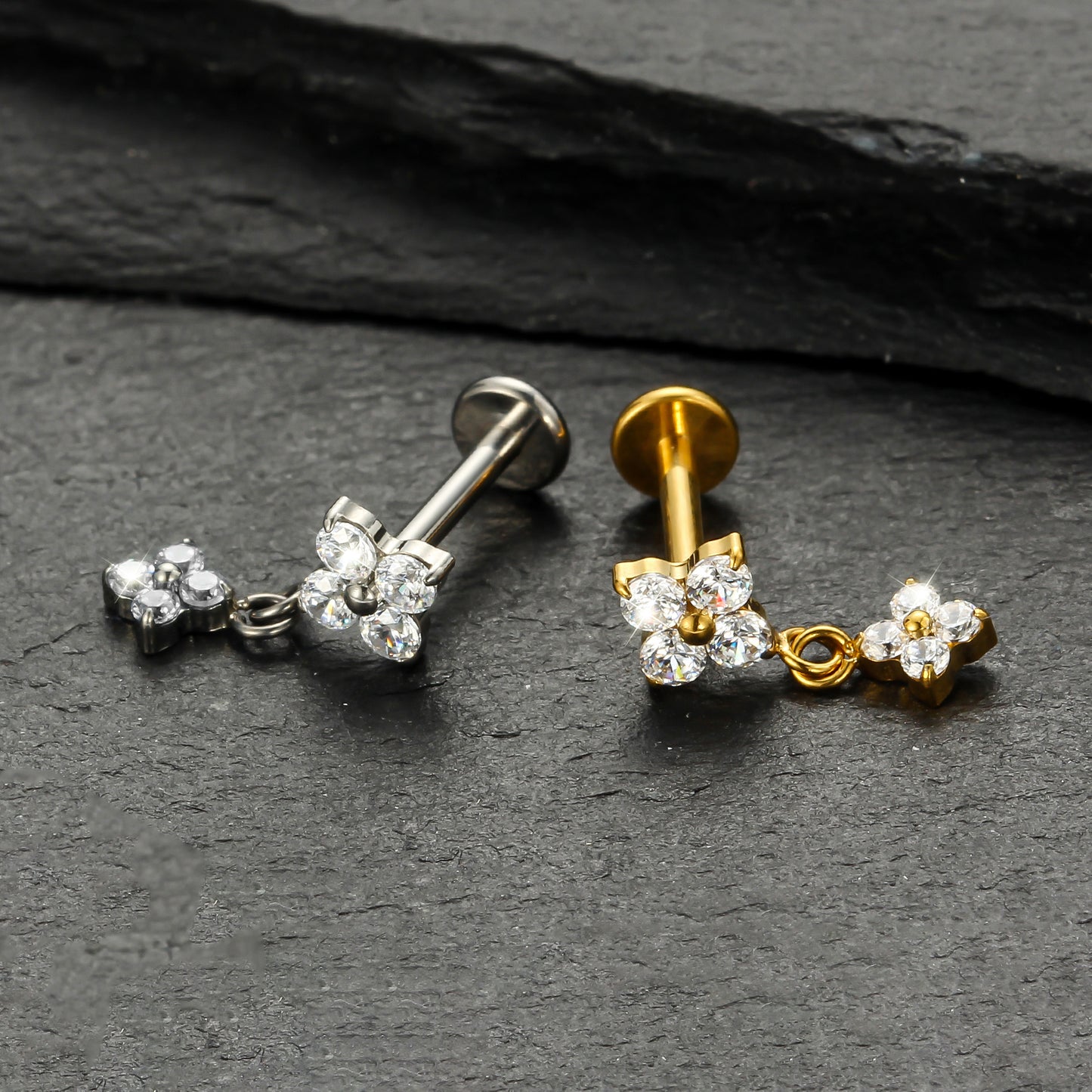 Piercing Labret Titânio Flor Zircônia Cravejada 1.2X8 10217
