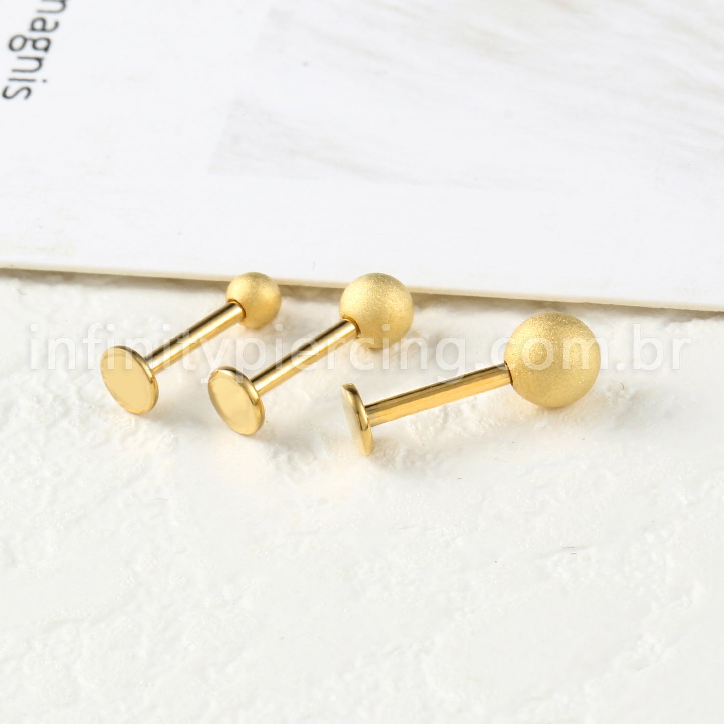 Piercing Labret Titânio Bolinha Fosca