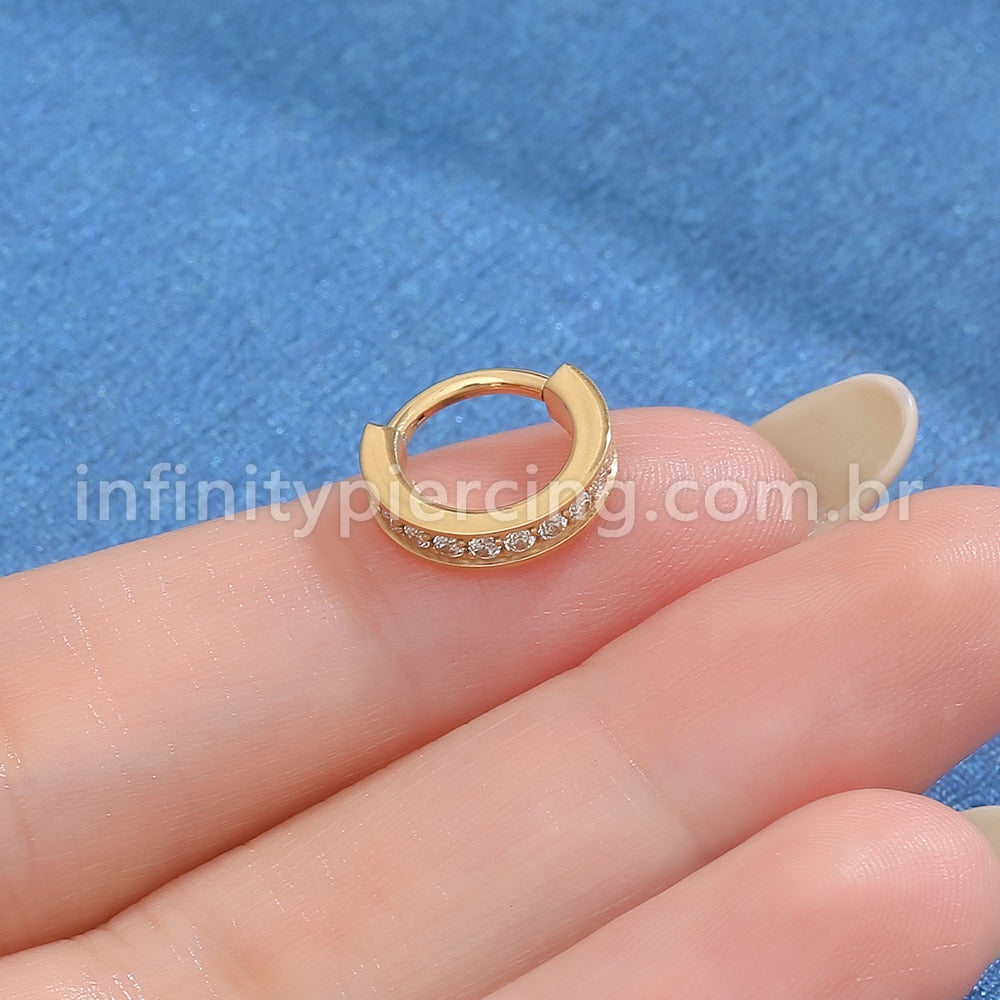 Piercing Argola Titânio Uma Fileira Zircônia
