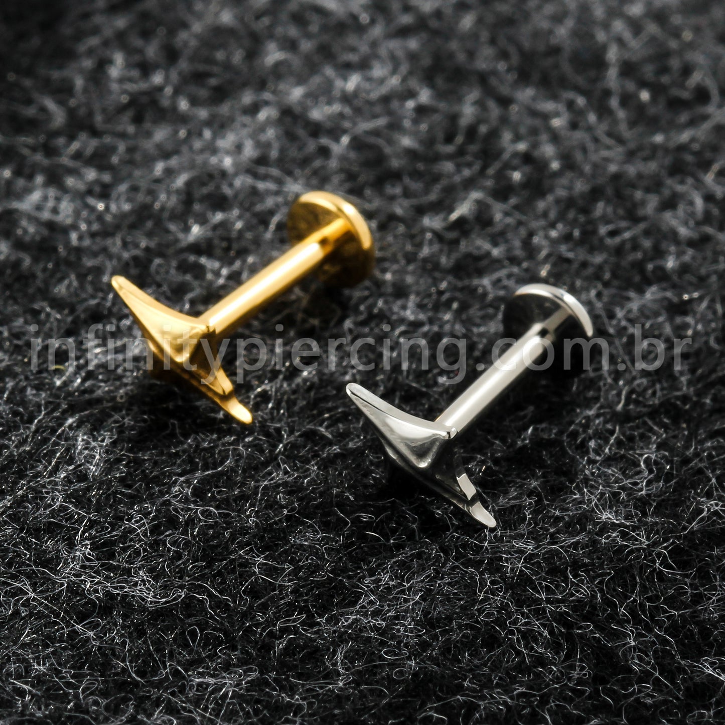 Piercing Labret Titânio Deltoid Detalhado