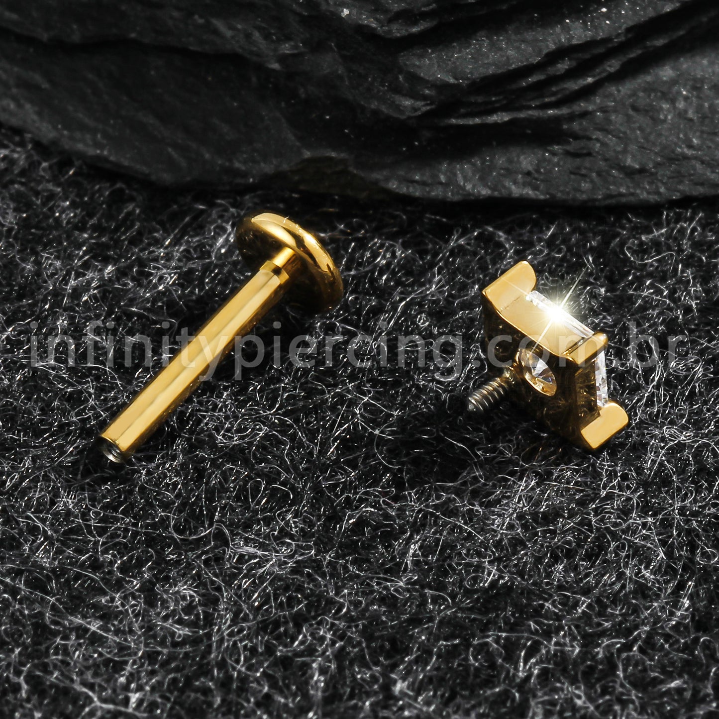 Piercing Labret Titânio Zircônia Losango Cravejada