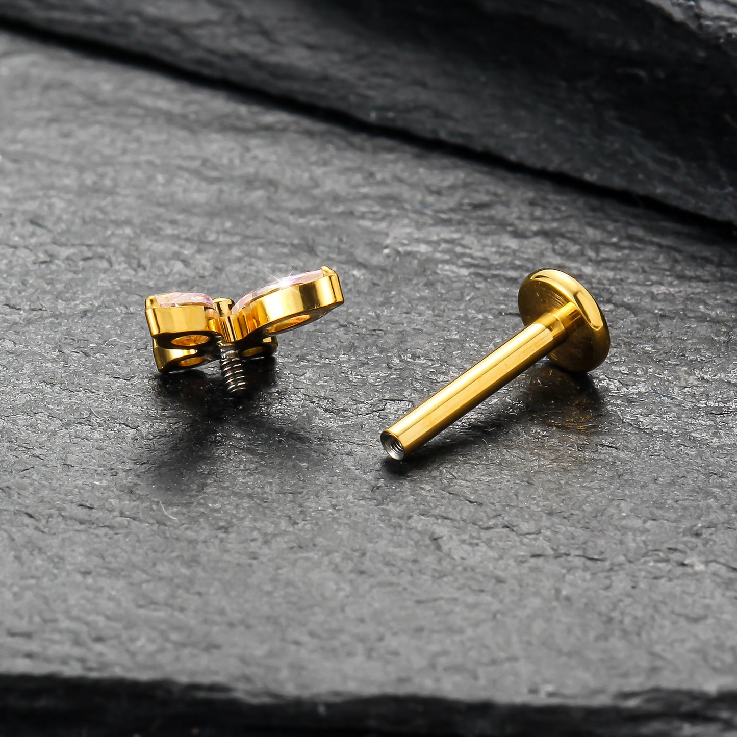Piercing Labret Titânio Borboleta Zircônia Cravejada