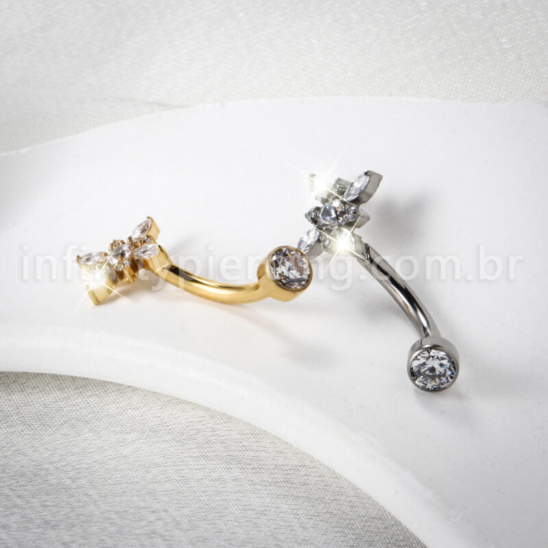 Piercing Banana Titânio Flor Zircônia Cravejada
