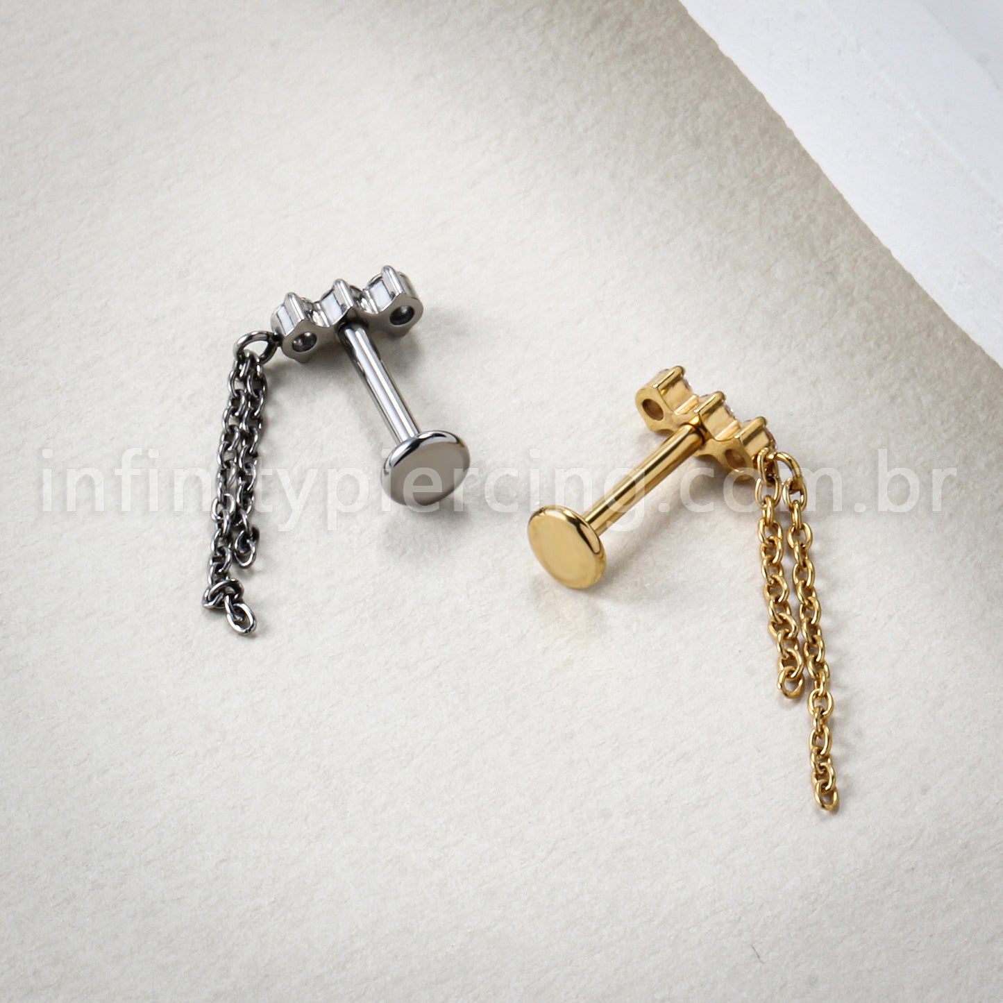 Piercing Labret Titânio 3 Zircônia Com Corrente