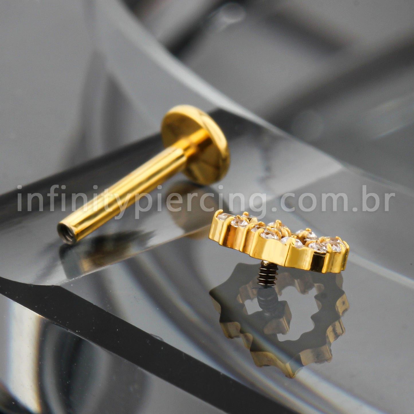 Piercing Labret Titânio Coração Zircõnia Cravejada
