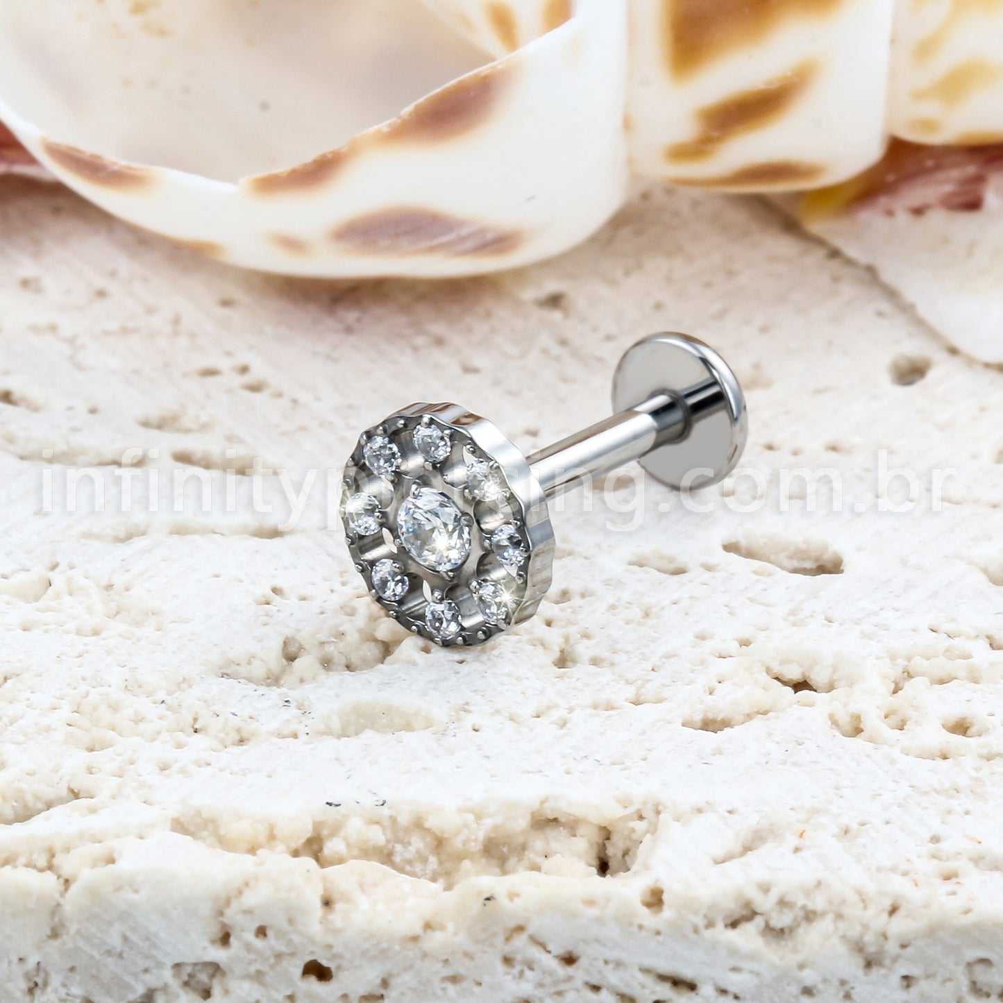 Piercing Labret Titânio Flor