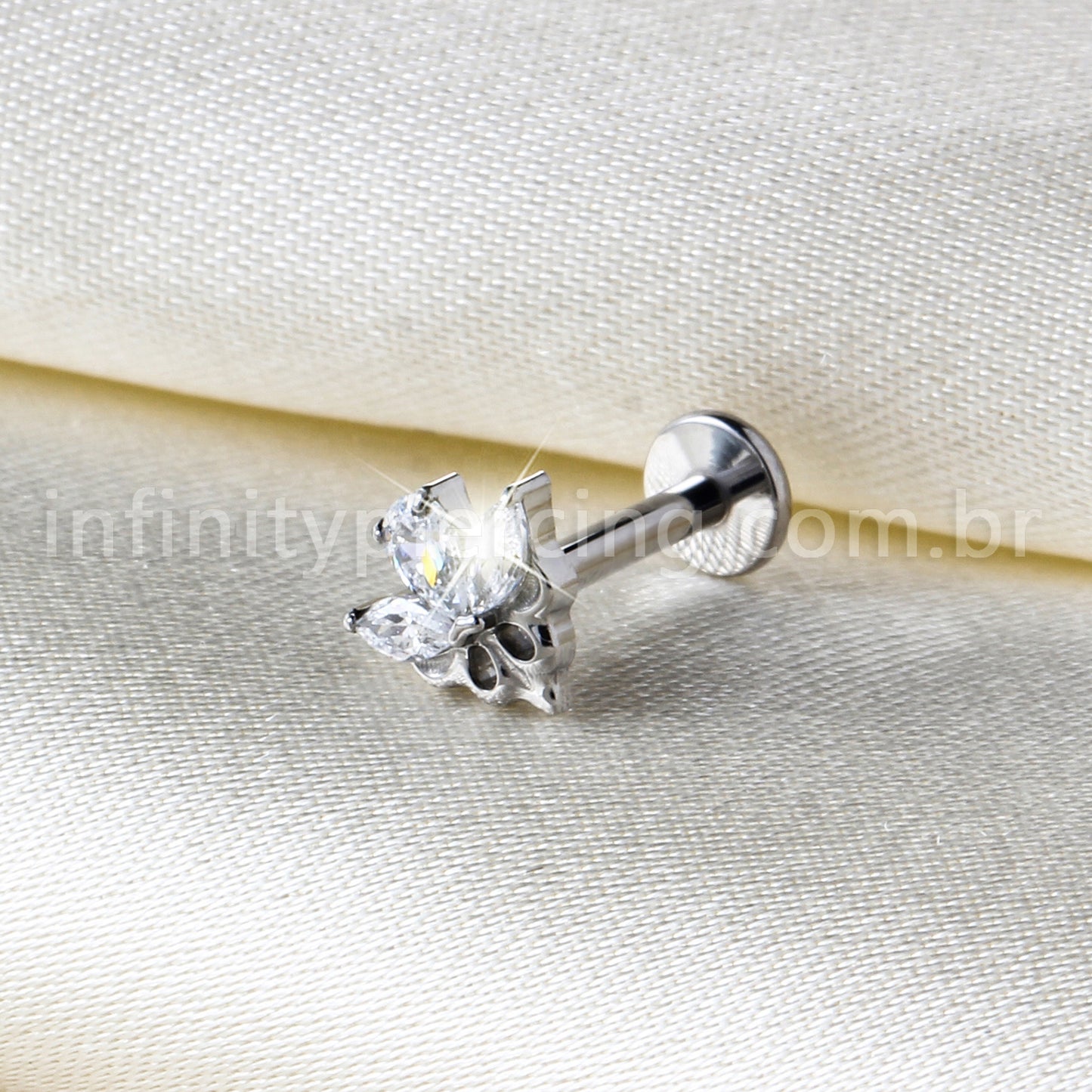Piercing Labret Titânio Meia Flor Com Zircônia Cravejada