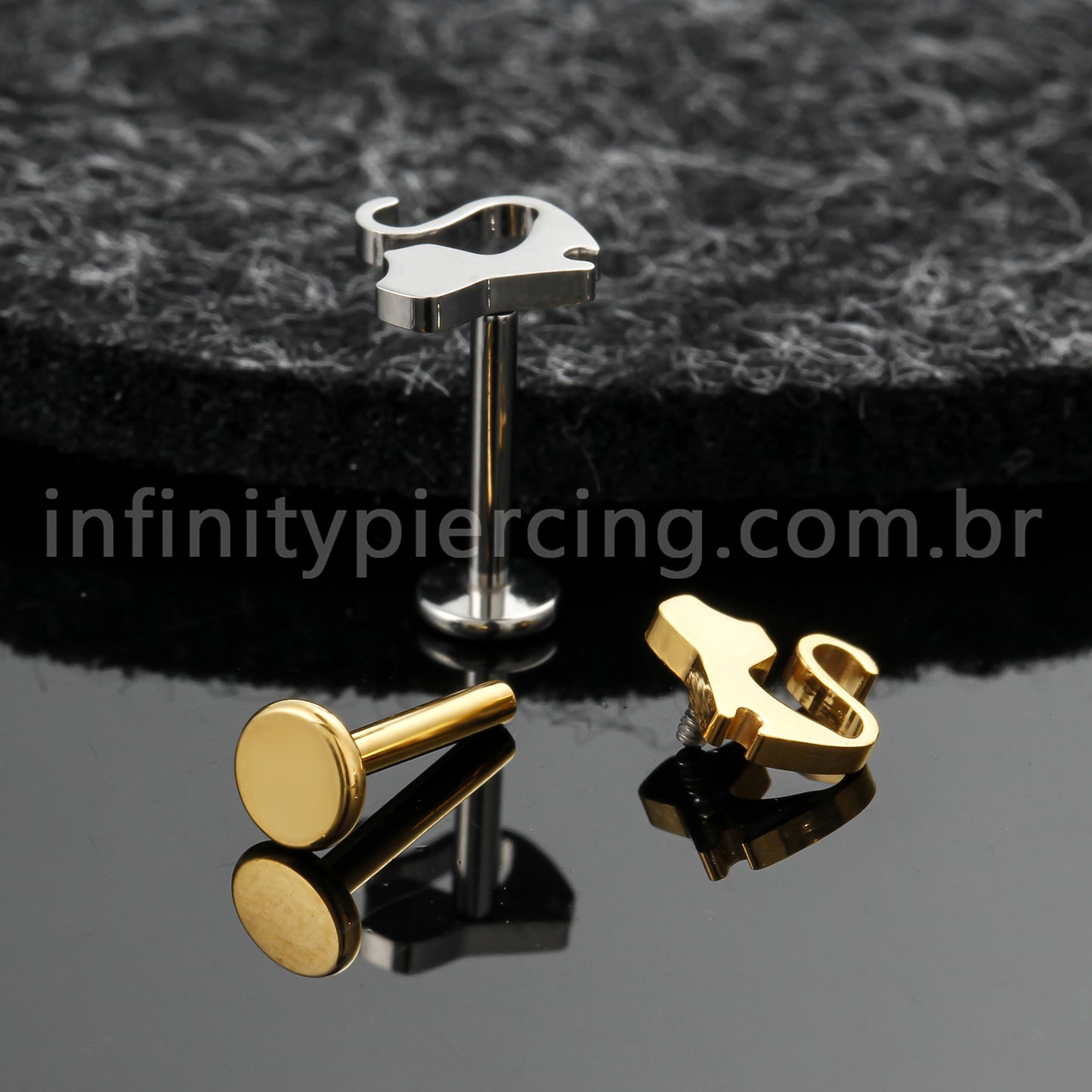 Piercing Labret Titânio Gato